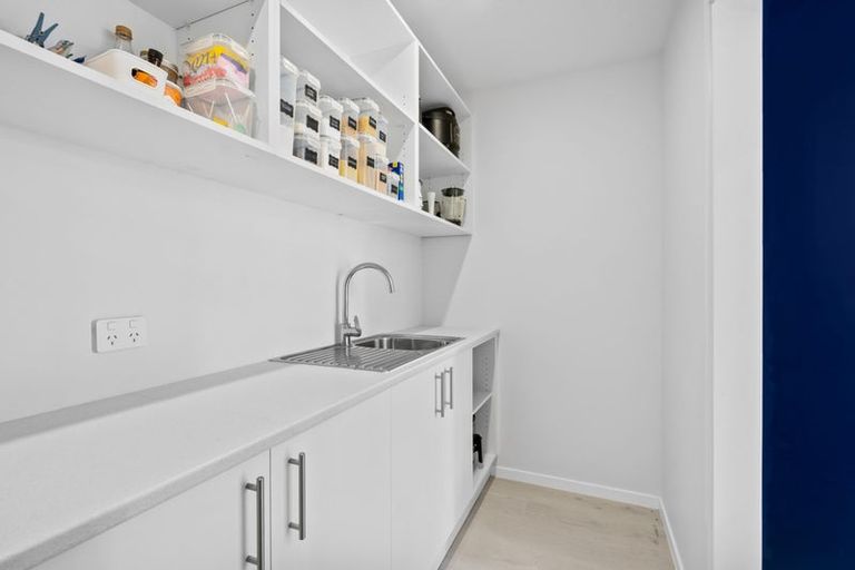 Photo of property in 71 Tamure Place, Ruakaka, 0116