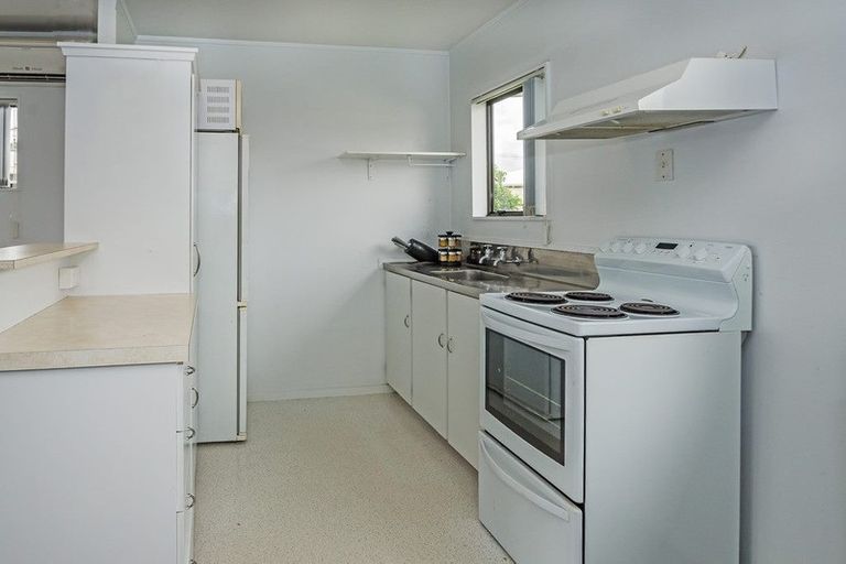 Photo of property in 4b Russell Avenue, Pukekohe, 2120