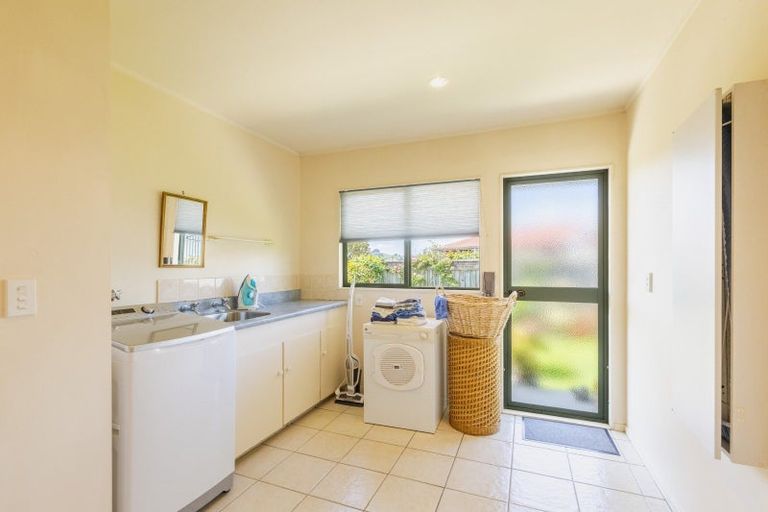 Photo of property in 4 Church Lane, Waipukurau, 4200