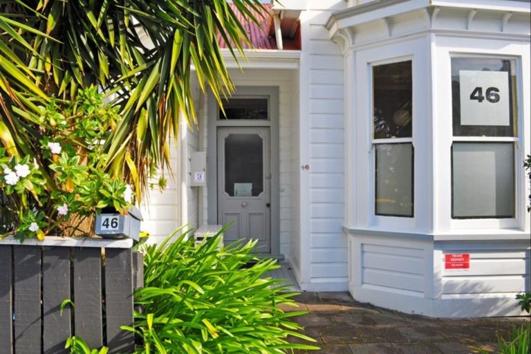 Photo of property in 46 Vivian Street, New Plymouth, 4310