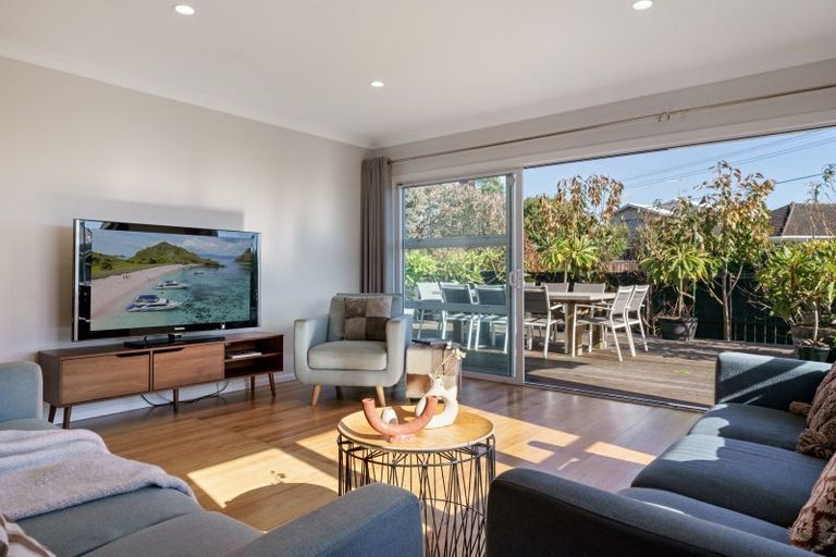 Photo of property in 45 Western Road, Bellevue, Tauranga, 3110