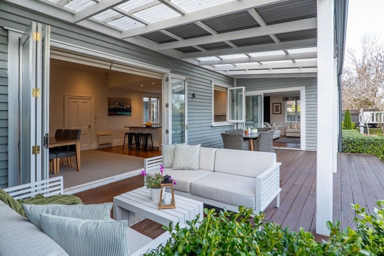 Photo of property in 90 Hawthorne Street, Strowan, Christchurch, 8052