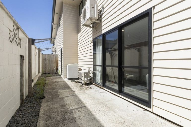 Photo of property in 2/12 Short Street, Claudelands, Hamilton, 3214