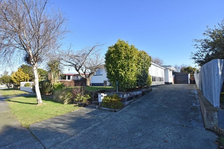 Photo of property in 19 Dunbeath Crescent, Kew, Invercargill, 9812