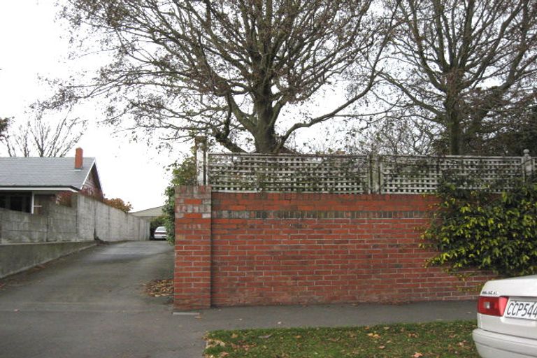 Photo of property in 32 Mcdougall Avenue, St Albans, Christchurch, 8014