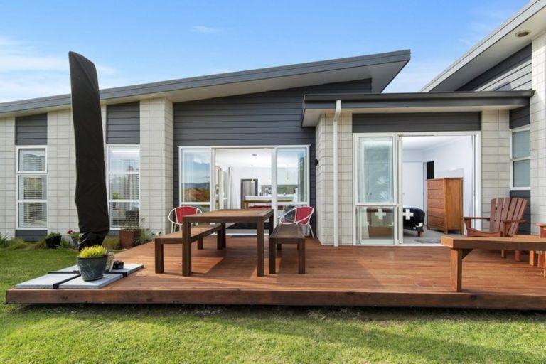 Photo of property in 39 Excelsa Place, Papamoa Beach, Papamoa, 3118