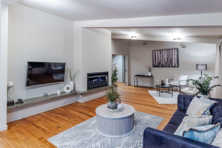 Photo of property in 102 Lake Road, Frankton, Hamilton, 3204