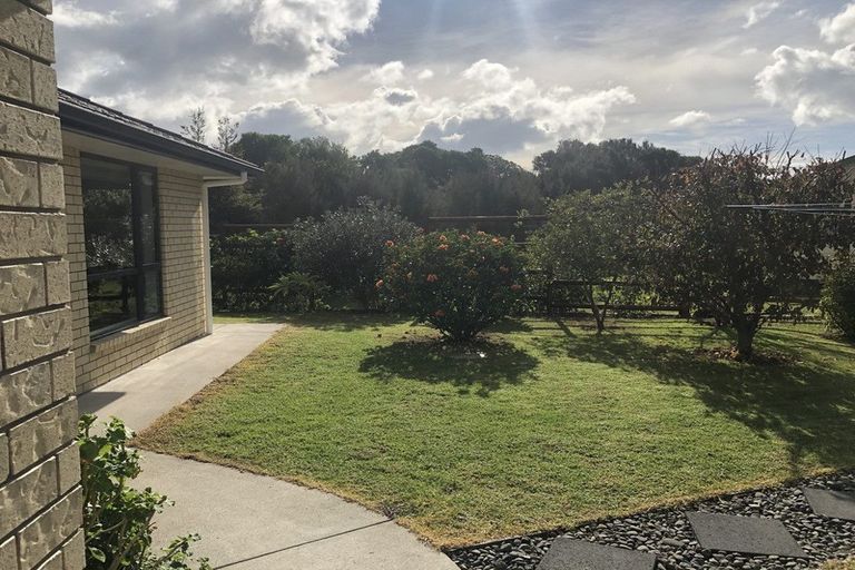Photo of property in 9 Weka Street, Ruakaka, 0116