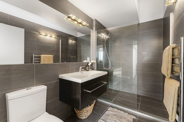 Photo of property in 144 Third Avenue, Tauranga, 3110