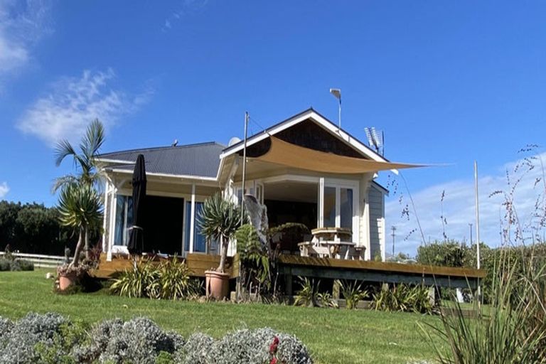 Photo of property in 21 Te Toro Road, Pollok, Waiuku, 2684