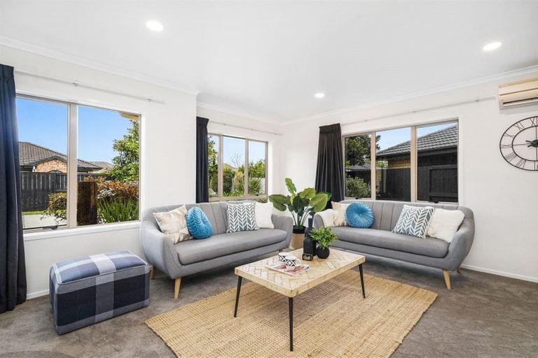 Photo of property in 58 Farringdon Avenue, Rototuna North, Hamilton, 3210