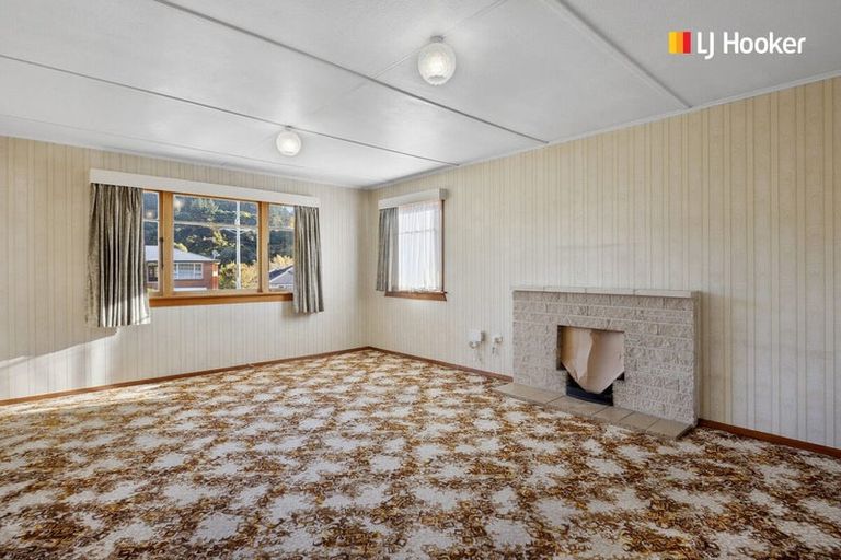 Photo of property in 124 Martin Road, Fairfield, Dunedin, 9018