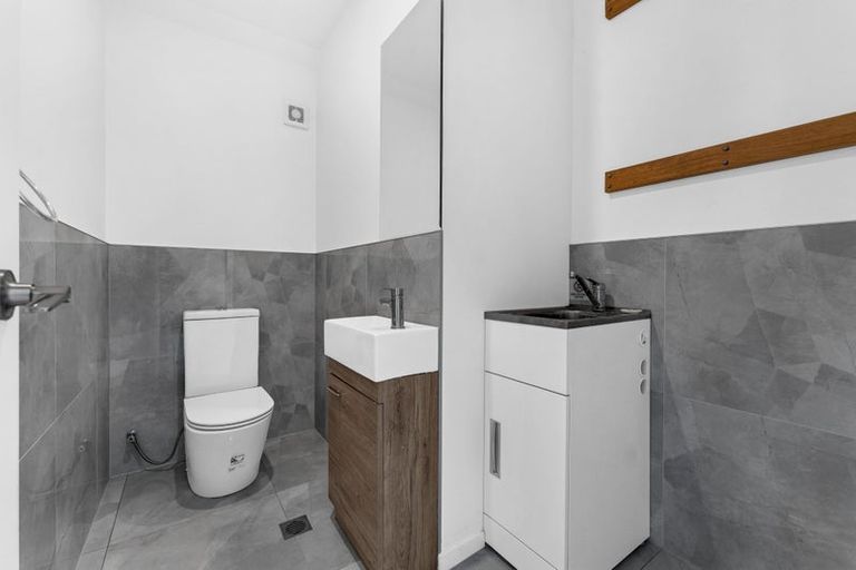 Photo of property in 4b Ahunga Road, Karaka, Papakura, 2113