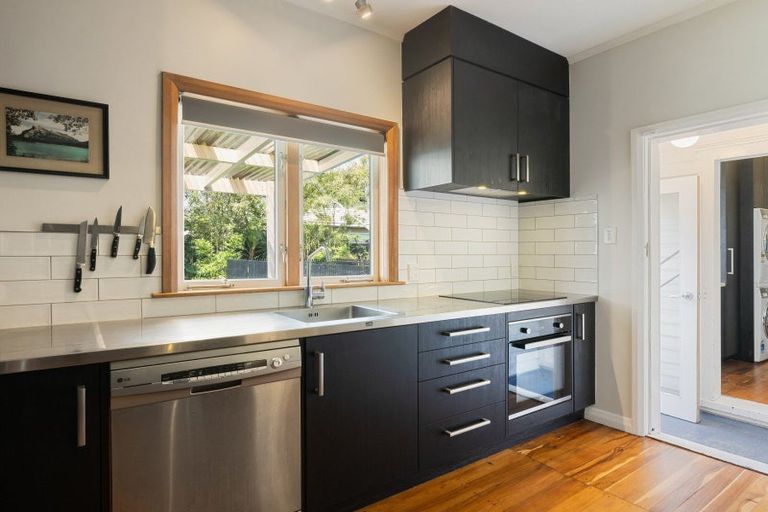 Photo of property in 8 Naylor Street, Hamilton East, Hamilton, 3216