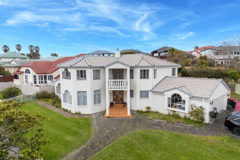 Photo of property in 759 Chapel Road, Dannemora, Auckland, 2016