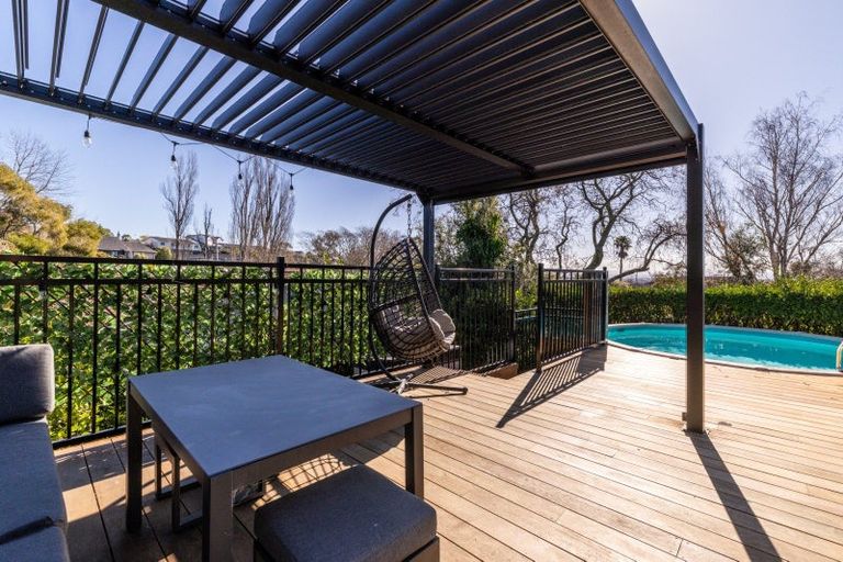 Photo of property in 73 James Cook Street, Havelock North, 4130