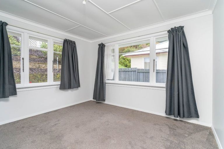 Photo of property in 62 Lindsay Road, Balaclava, Dunedin, 9011