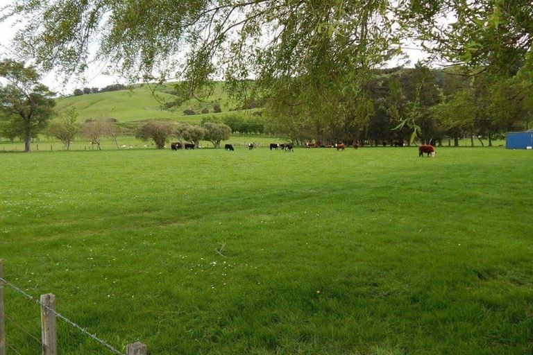 Photo of property in 421 Haringa Road, Carrington, Carterton, 5791