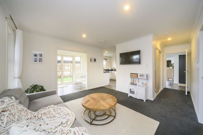 Photo of property in 32 Oak Crescent, Ashhurst, 4810