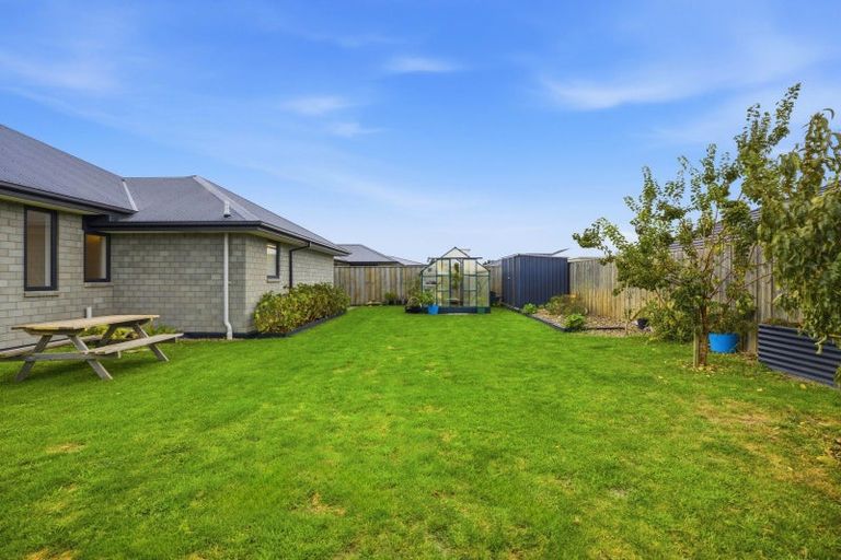 Photo of property in 25 Chris Drive, Rolleston, 7614