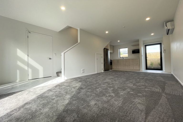 Photo of property in 3/33 Wyon Street, Linwood, Christchurch, 8062