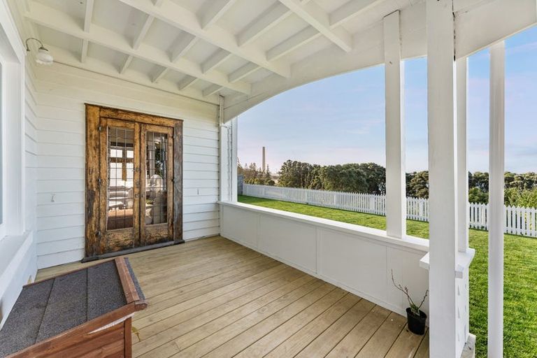 Photo of property in 68 Whiteley Street, Moturoa, New Plymouth, 4310