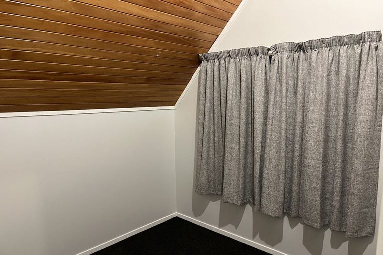 Photo of property in 1 Kestrel Heights, Arkles Bay, Whangaparaoa, 0932