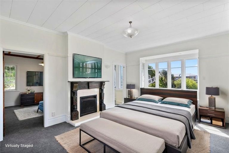 Photo of property in 51 Northland Road, Northland, Wellington, 6012