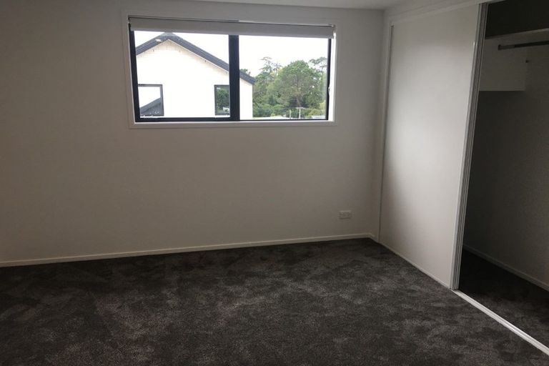 Photo of property in 11/10 Wilsher Crescent, Henderson, Auckland, 0612