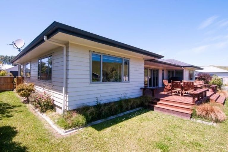 Photo of property in 4 Ferris Crescent, Wainui, Gisborne, 4010