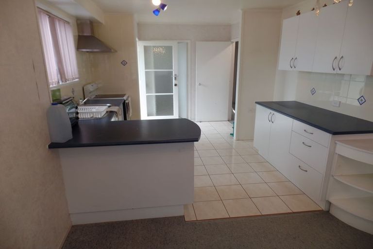 Photo of property in 3 Poutini Place, Manurewa, Auckland, 2102