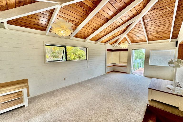 Photo of property in 161 West Harbour Drive, West Harbour, Auckland, 0618