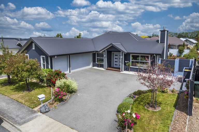 Photo of property in 9 Wattle Lane, Rangiora, 7400