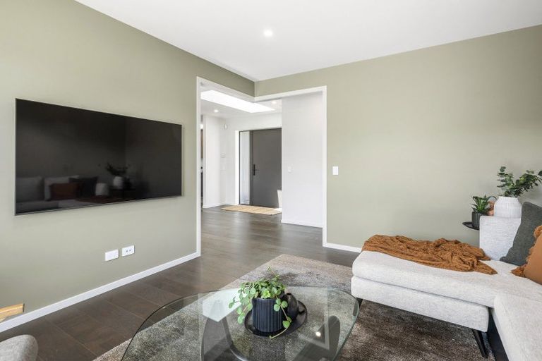 Photo of property in 11 Lochridge Drive, Kinloch, 3377