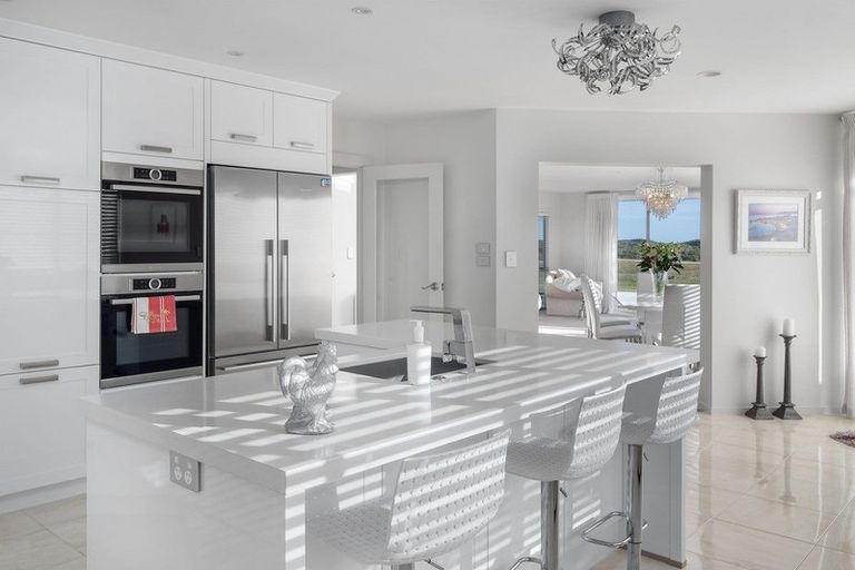 Photo of property in 21 Malibu Key, Papamoa Beach, Papamoa, 3118