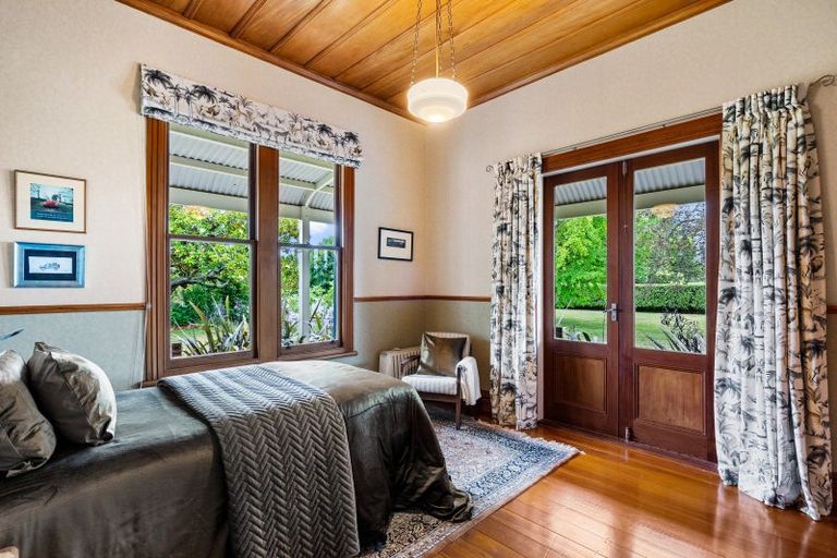 Photo of property in 389 Saint Georges Road, Havelock North, 4130