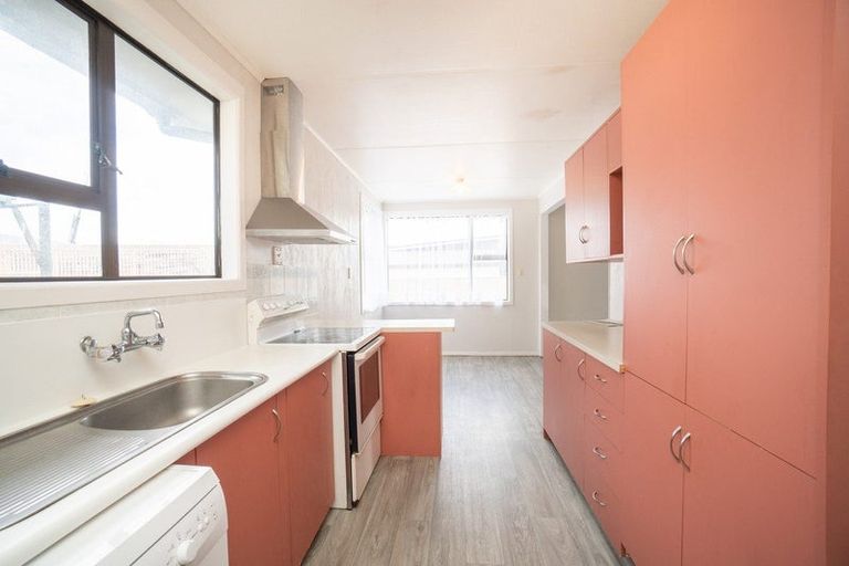 Photo of property in 24 Drake Street, Awapuni, Palmerston North, 4412