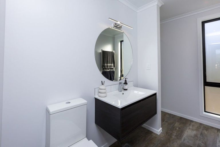 Photo of property in 25 Betty Boyes Street, Wallaceville, Upper Hutt, 5018