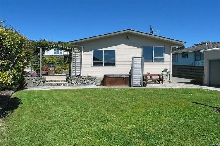 Photo of property in 3 Thimble Lane, Whitby, Porirua, 5024