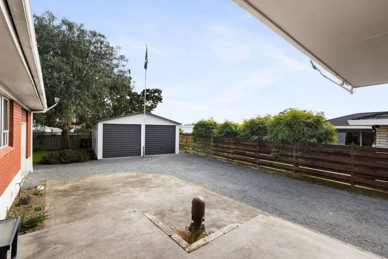 Photo of property in 15 Sheridan Crescent, Leamington, Cambridge, 3432