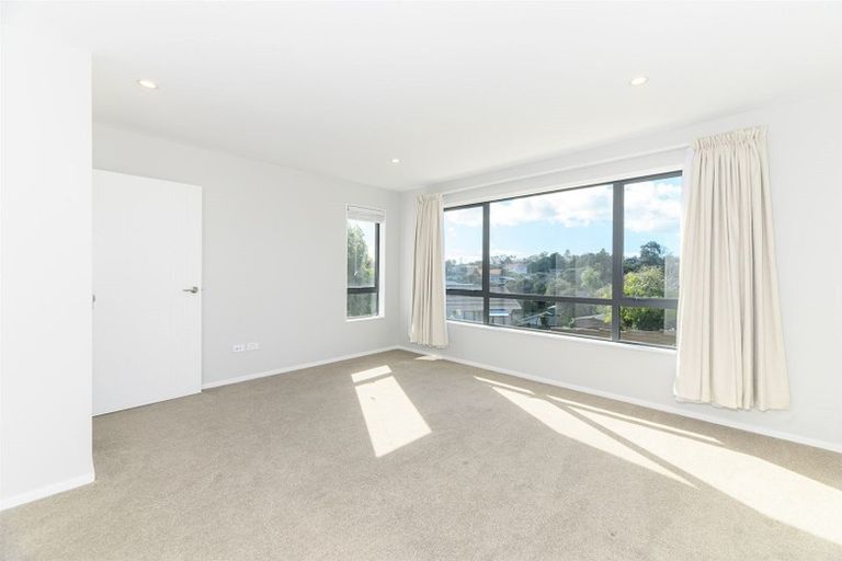 Photo of property in 8a Jeff Place, Howick, Auckland, 2014