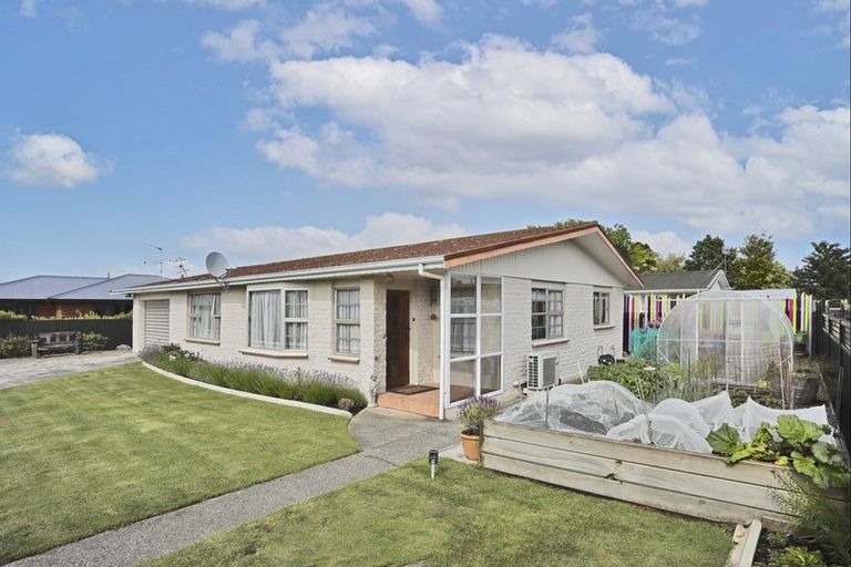 Photo of property in 19 Charles Street, Grasmere, Invercargill, 9810