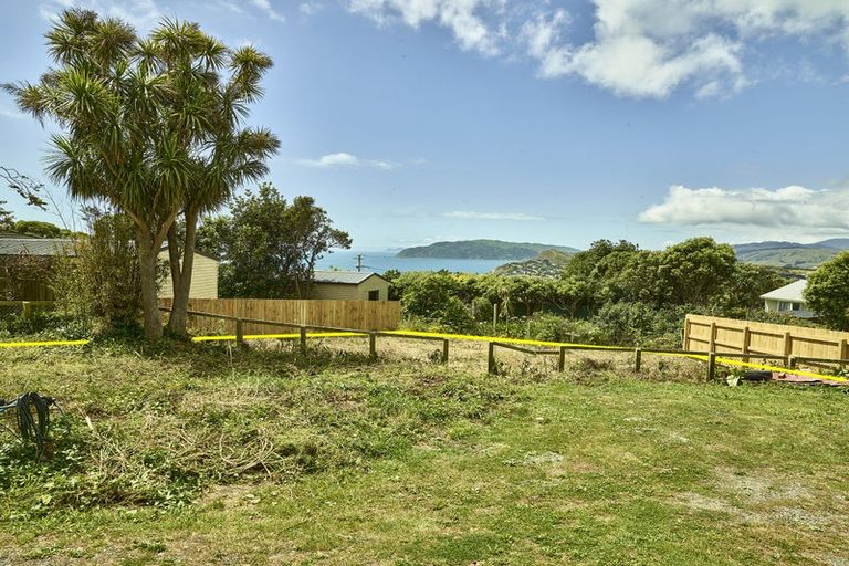 Photo of property in 61 Pikarere Street, Titahi Bay, Porirua, 5022
