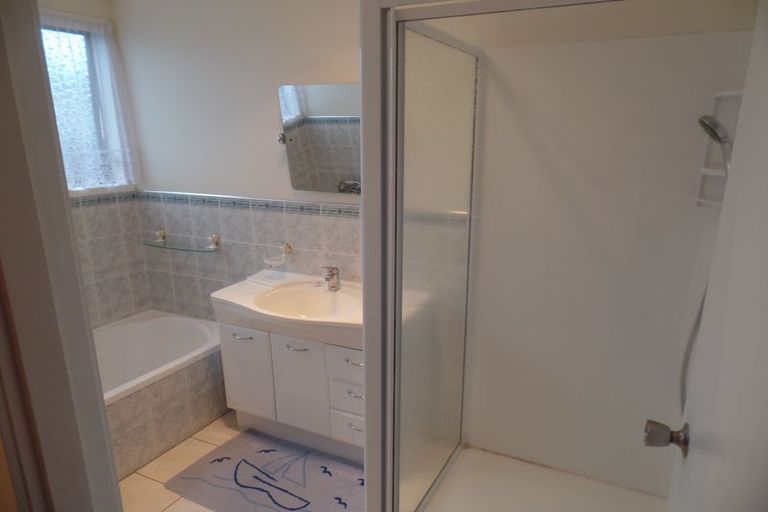 Photo of property in 3 Poutini Place, Manurewa, Auckland, 2102