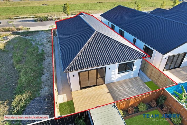 Photo of property in 43 Tributary Parade, Karaka, Papakura, 2113