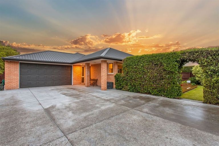 Photo of property in 5 Purakanui Place, Northwood, Christchurch, 8051