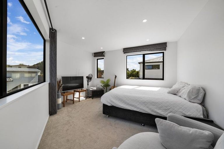 Photo of property in 5b Hemsway Place, Sunnyhills, Auckland, 2010