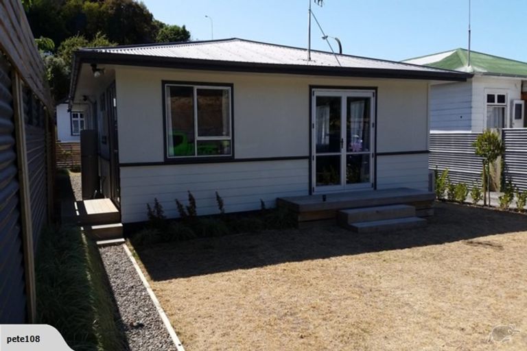 Photo of property in 12a Chaucer Road, Hospital Hill, Napier, 4110
