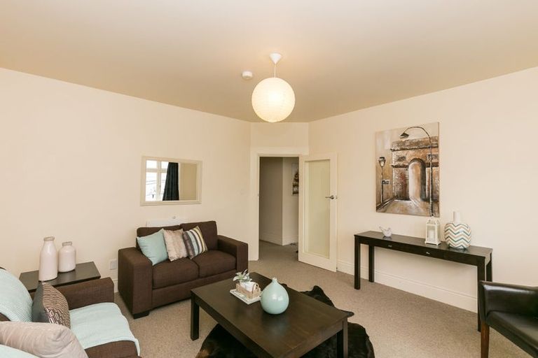 Photo of property in 92 Wallace Street, Mount Cook, Wellington, 6021