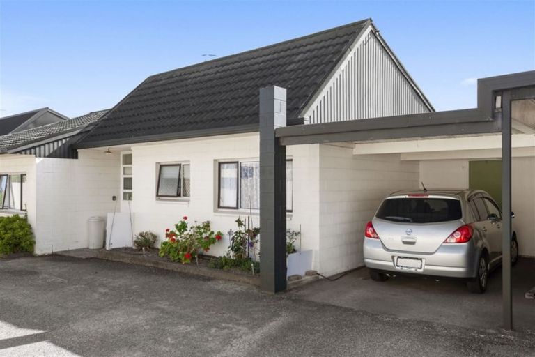 Photo of property in 2/139 Te Heuheu Street, Taupo, 3330